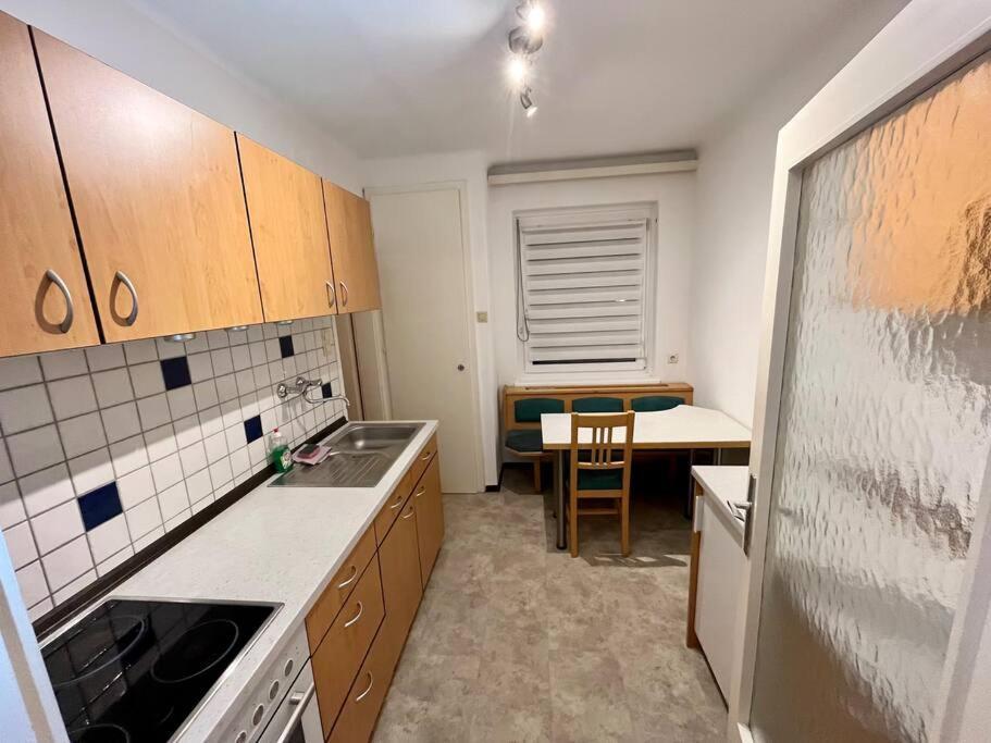 Wohnung Naehe Lkh Und Der Med Uni Грац Екстериор снимка